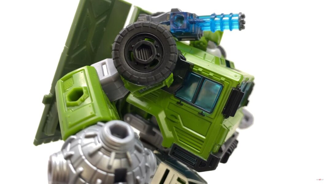 Transformers Legacy Bulkhead In Hand Image  (48 of 56)